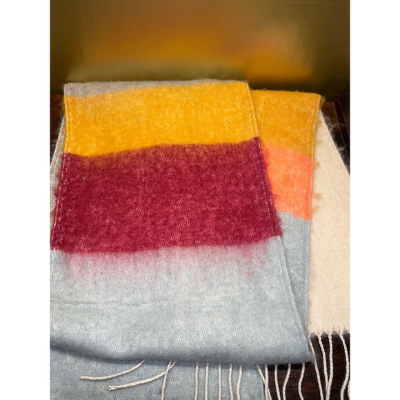 Britts Knits Barcelona Blanket Scarf Color Block Fringe Soft Acrylic Blend - Picture 4 of 8